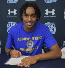 Kaleb Murray will stay in state and play his college basketball at Albany State. (Andy Diffenderfer, Tribune & Georgian)