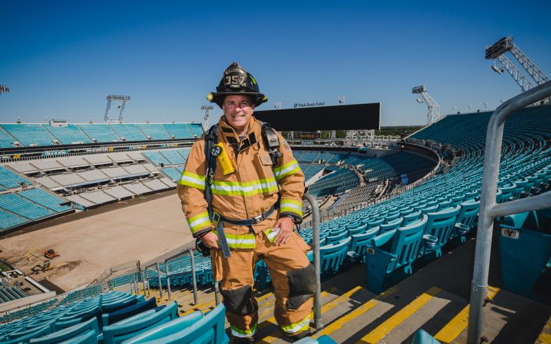 Kingsland Fire Rescue part-time firefighter Jeremy LaTraverse is featured in the American Lung Association’s 2023 Fight For Air Climb Firefighter Calendar for his efforts to raise money for the ALA.