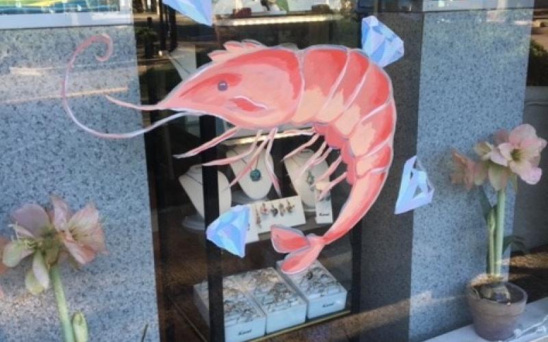 Fernandina Beach High School art students will paint shrimp-themed windows in downtown Fernandina Beach next week.