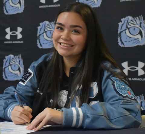 Camden County High tennis player Drea Robinson signed Tuesday with Piedmont University. (Andy Diffenderfer, Tribune & Georgian)