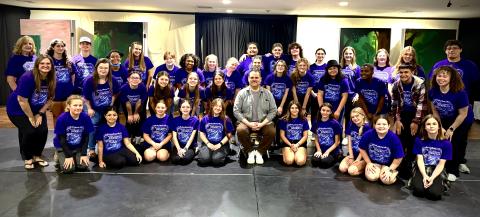 The Saltwater Performing Arts’ Mainstage cast recently participated in a Masters of Broadway class with Broadway veteran Greg Hildreth.