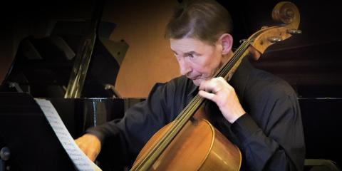 Cellist Christopher Rex
