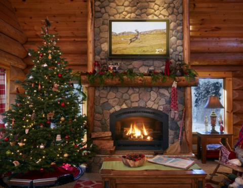 The North Pole’s most famous couple has made their home available for an online virtual tour, joining several local homes that were part of the Amelia Island Museum of History’s Holiday Home Tour for 2020. ZILLOW.COM