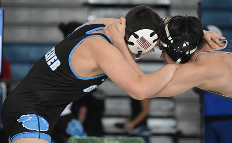 Konlin Weaver advanced to state with a first-round finish at sectionals. (Photo by Andy Diffenderfer/Tribune & Georgian)