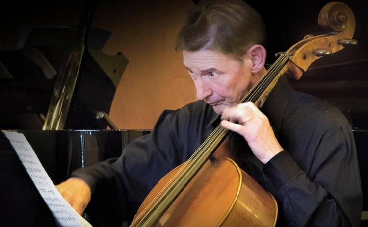 Cellist Christopher Rex