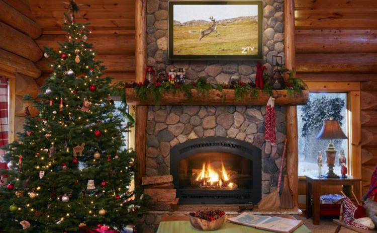 The North Pole’s most famous couple has made their home available for an online virtual tour, joining several local homes that were part of the Amelia Island Museum of History’s Holiday Home Tour for 2020. ZILLOW.COM