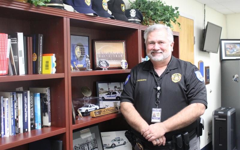 Mark Foxworth will lead the Fernandina Beach Police Department, replacing longtime chief James Hurley.
