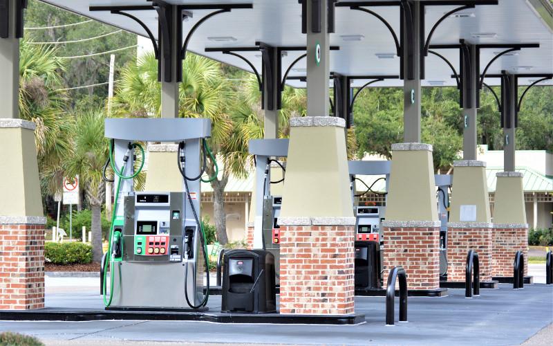 A Harris Teeter Fuel Center opens today at the intersection of South Fletcher Avenue and First Coast Highway. The Fuel Center will include a convenience store and eight fuel pumps, and Harris Teeter grocery shoppers can receive discounts at the Fuel Center by redeeming Harris Teeter Fuel Points. JOHN SCHAFFNER/FOR THE NEWS-LEADER
