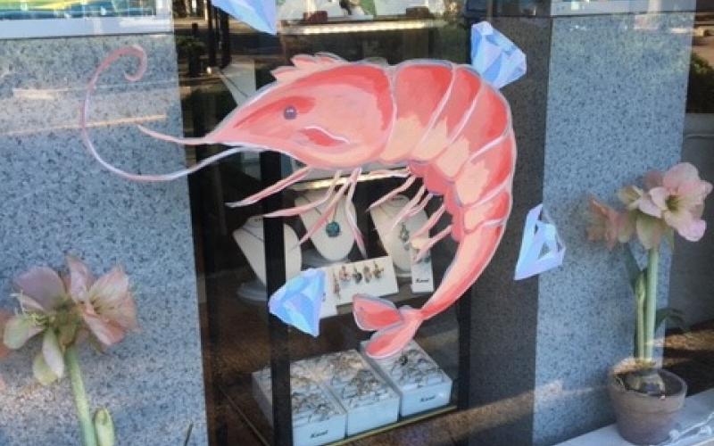 Fernandina Beach High School art students will paint shrimp-themed windows in downtown Fernandina Beach next week.